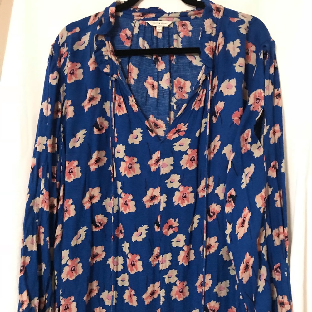Lucky Brand split-sleeve blue floral tunic